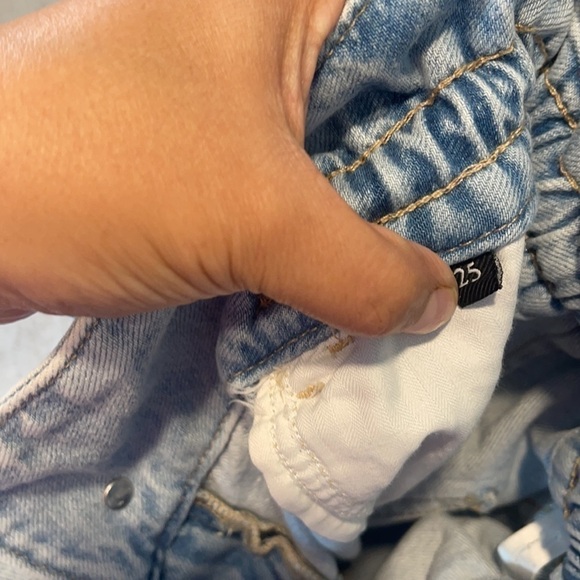 7 for All Mankind Paperbag Waist Balloon in Tuberose size 25 - Picture 10 of 12